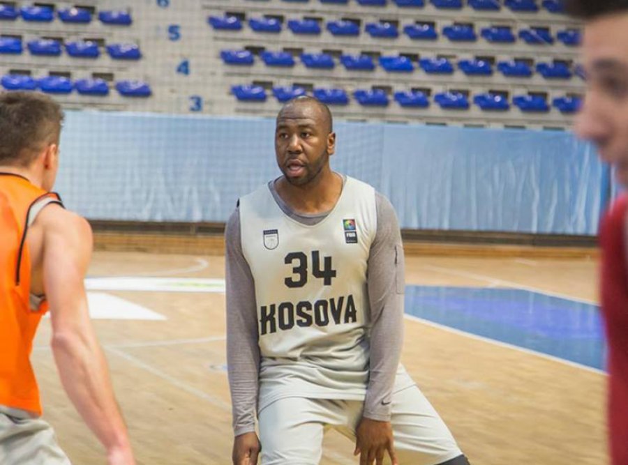 Malcolm Armstead më në fund është i Kosovës