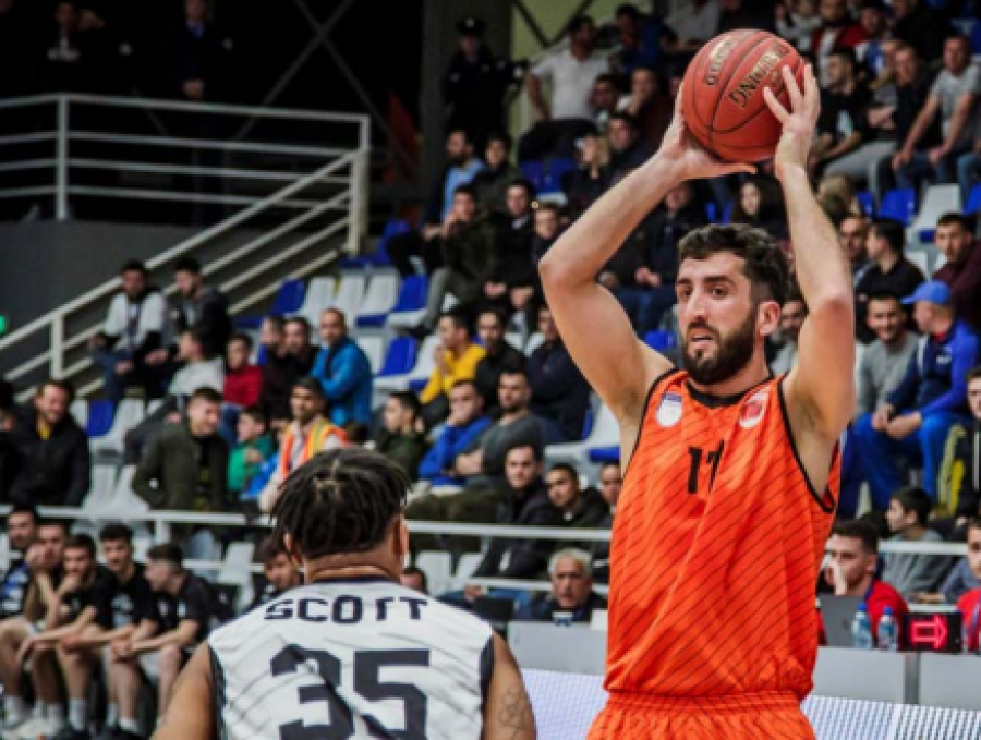 Kampioni rrezikon “PLAY-OFF”-in