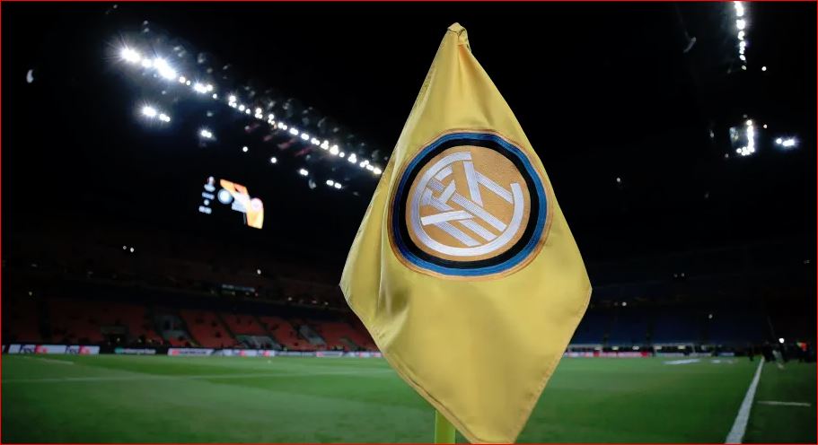 Inter në garë për mbrojtësin e Man Utd